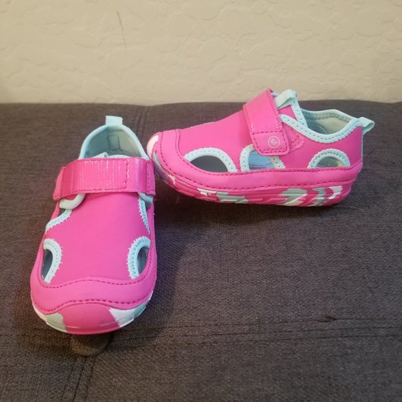 stride rite splash sandal